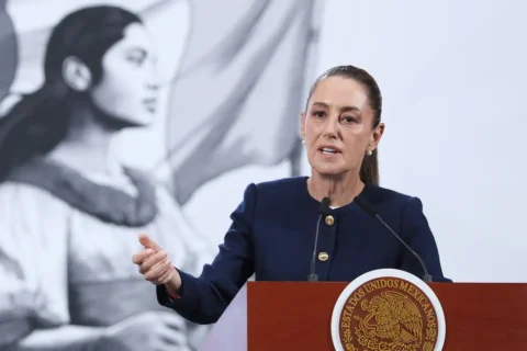 La Izquierda Boliviana Divide y Rige: Una Llama Encendida que Arroja Sombras sobre el Futuro