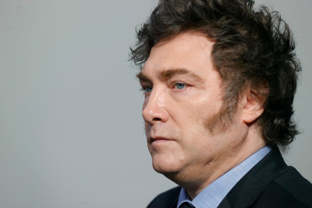 Milei lidera imagen presidencial en Sudamérica, pero todos cierran el año con alto rechazo