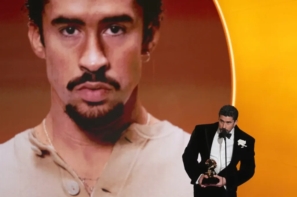 El Rapero Pionero Bad Bunny Recibe El Mayor Homenaje De Los Grammy Alser Declared Álbum Del Año Con Su Último Disparo Artístico.