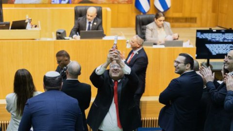Parlamento israelí aprueba ley que contempla pena de muerte para terrorismo