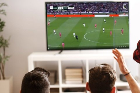 Otra vez tunden a Televisa por los anuncios, ahora en transmisión del México - Portugal