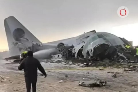 Se estrella avión militar en Bolivia; hay al menos 15 muertos