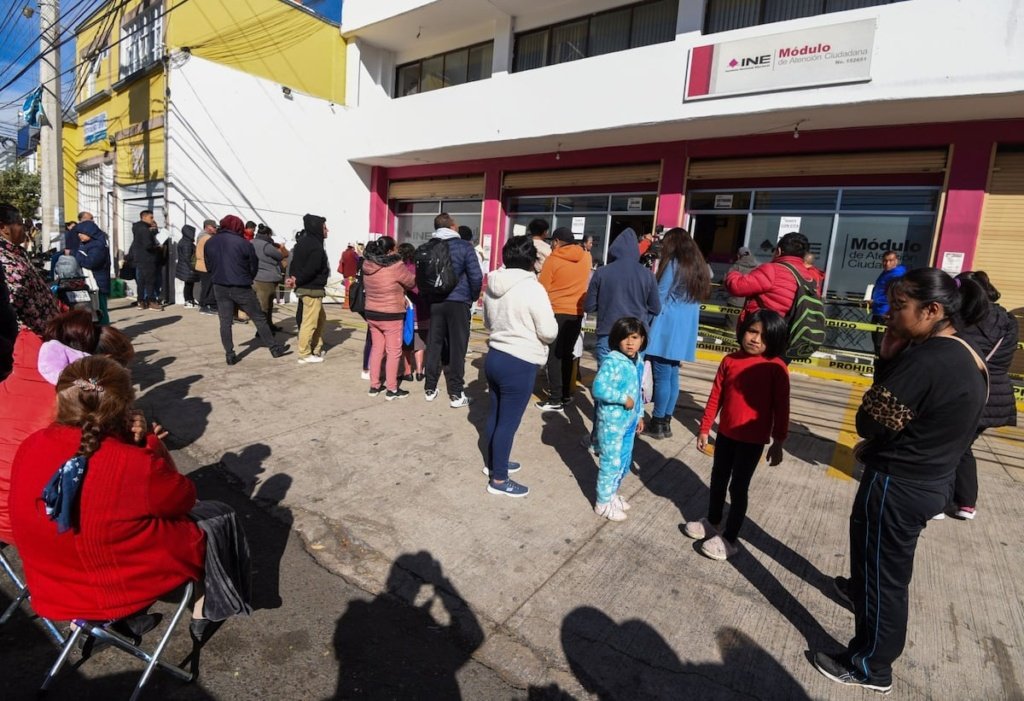 INE pide retraso a reunión del análisis de la iniciativa de reforma en materia electoral